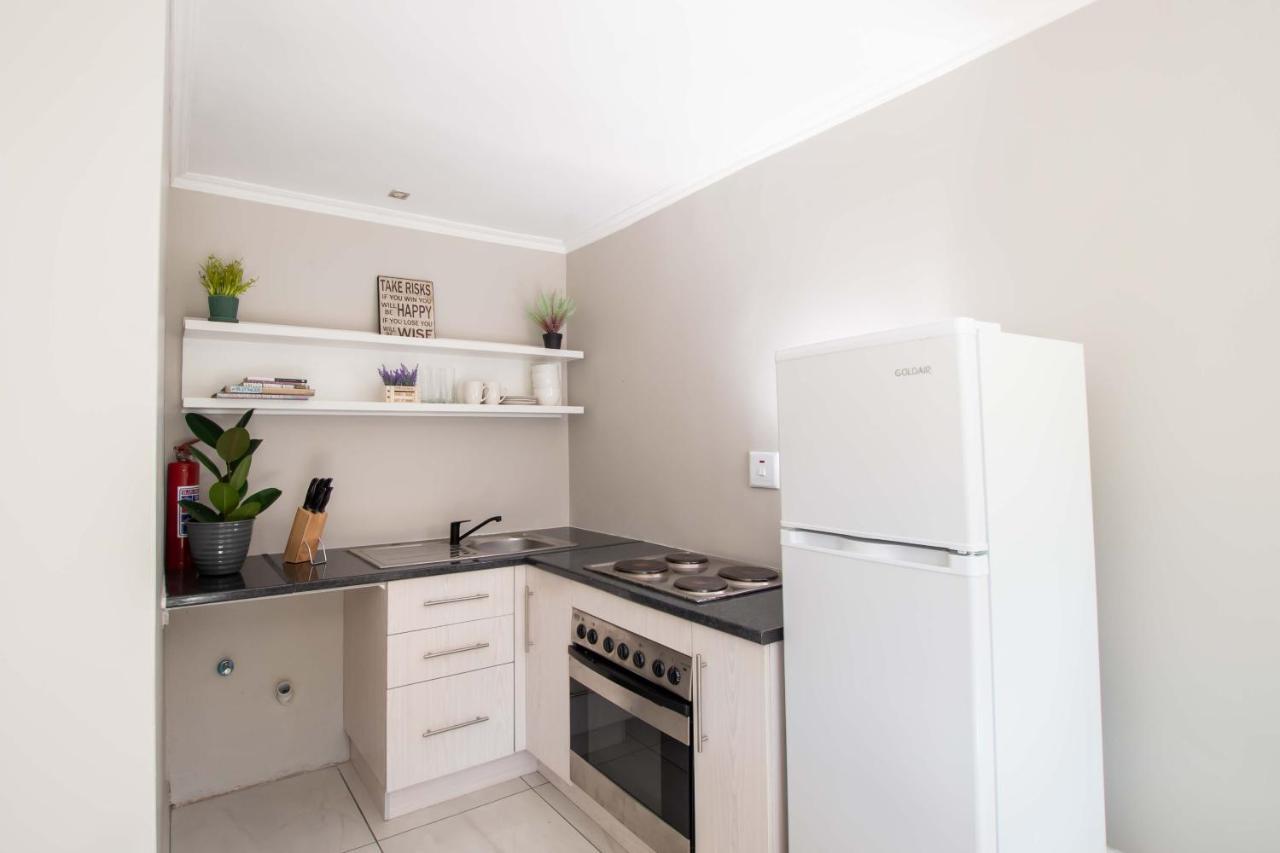 Prestigious Apartments Сэндтон Экстерьер фото